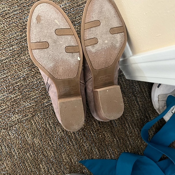 Booties - Picture 4 of 4